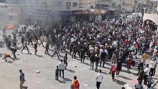 Clashes erupt at funeral in flashpoint Palestinian town of Huwara | AFP Resimi