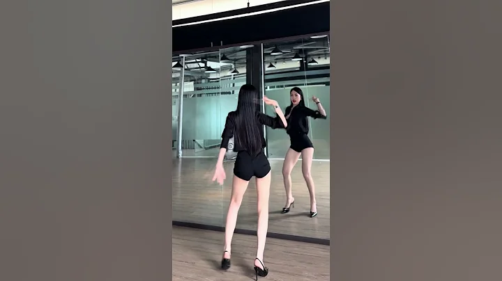 Girl's Stunning Dance Moves You Can't Miss 17 #dance #viral #shorts #momlife #girlmom