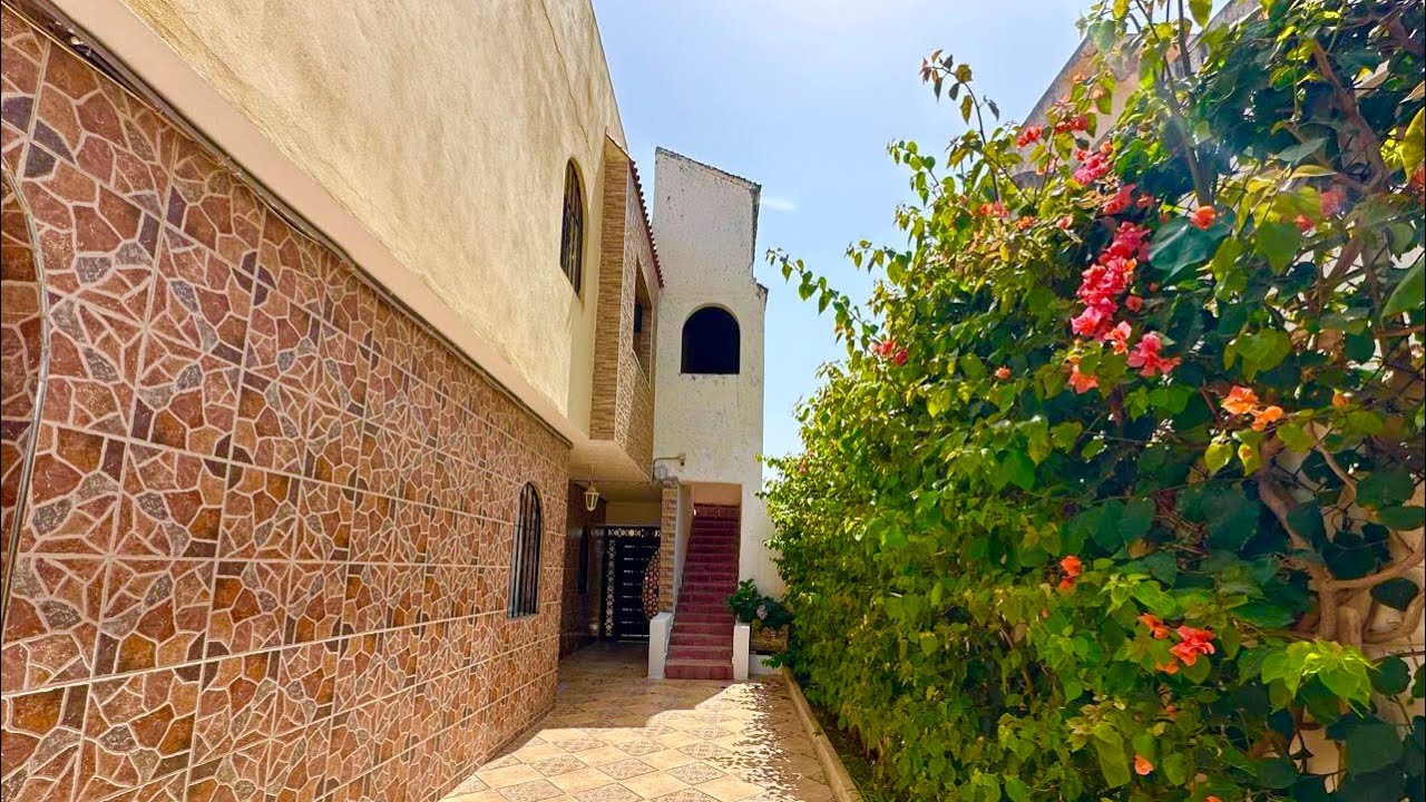 شقة راءعة موقع غزال كابونيكرو مساحة 75 متر0703640826 تطوان