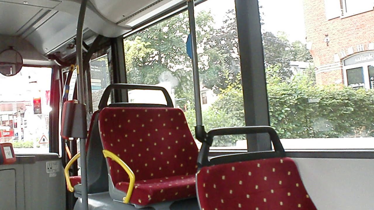 Rit / tour Van Hool A330, lijn / ligne W: Brussel Zuid - Waterloo, vol. 3