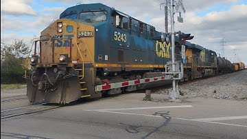CSX ES40DC DUO leads CSX L302-25 with a K5LA 3RD generation horn on the CSX Detroit Subdivision 