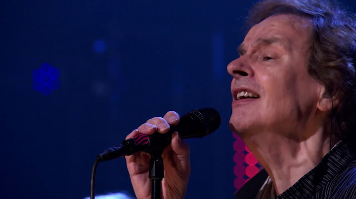 She's Not There Live version - Live performance video thumbnail