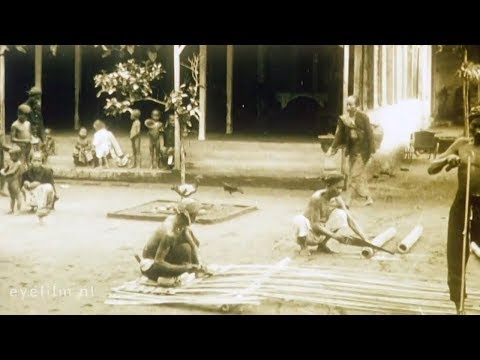 Suasana Hidup Di Desa Tahun 1927 FULL HD
