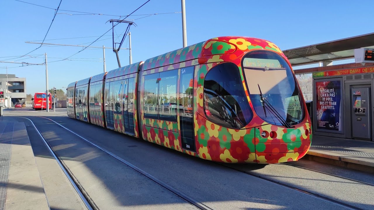 Spot sur les Citadis 302 station Notre Dame de Sablassou