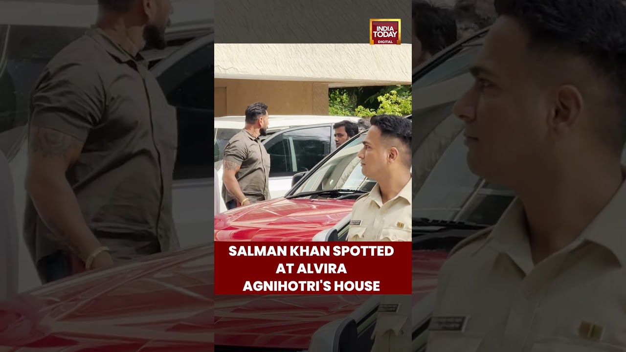 Salman Khan & Family Spotted At Alvira Khan Agnihotri's House On Raksha Bandhan
