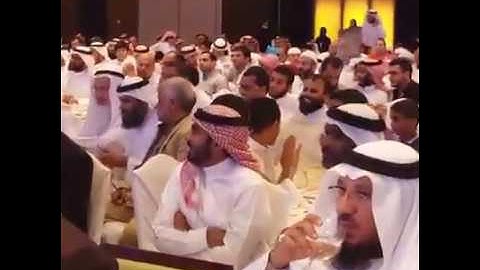 لحظة تتويج الفائزين بمسابقة القارئ العالمي بالبحرين 2016