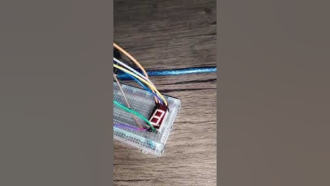 DISPLAY DE 7 SEGMENTOS ARDUINO