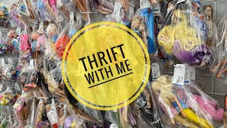 Thrift with me doll thrifting hunting American Girl doll Barbie Rainbow High LOL OMG haul