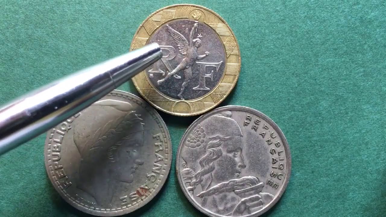 France 10 Francs 1980 - France 10 Franc 1944 - France 100 Francs 1955 - Which way does Liberty Face?