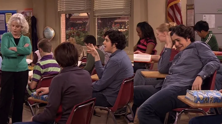 Drake & Josh - Josh Doesnt Cover For Drake Being L...