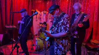 "Crawfish Walk" Jeff Herzog & Jet City Fliers 0425