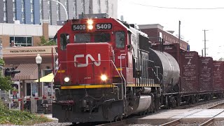 Full CN 5409 leads CN L51561-19 at Royal Oak, MI 8/19/26 Update