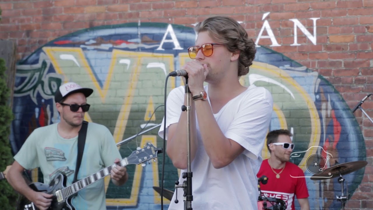 Cheeks at The Phillips Backyard Weekender 2017: Red Army - MaxresDefault Cheeks at The Phillips Backyard Weekender 2017: Red Army - MaxresDefault