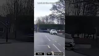 Roundabout Crash - Dashcam UK Road Rage, Bad Drivers