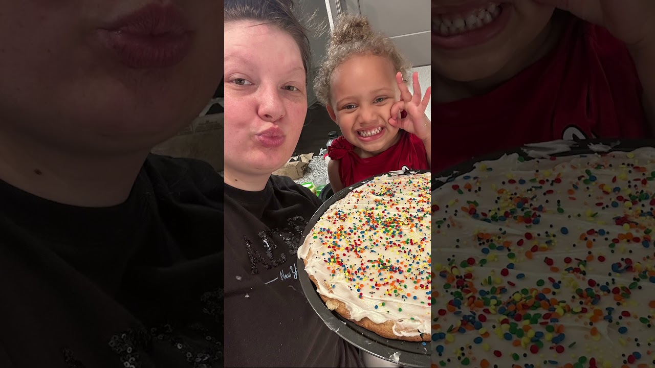 We are the Cook family ❤️❤️🩷🩷🥰 