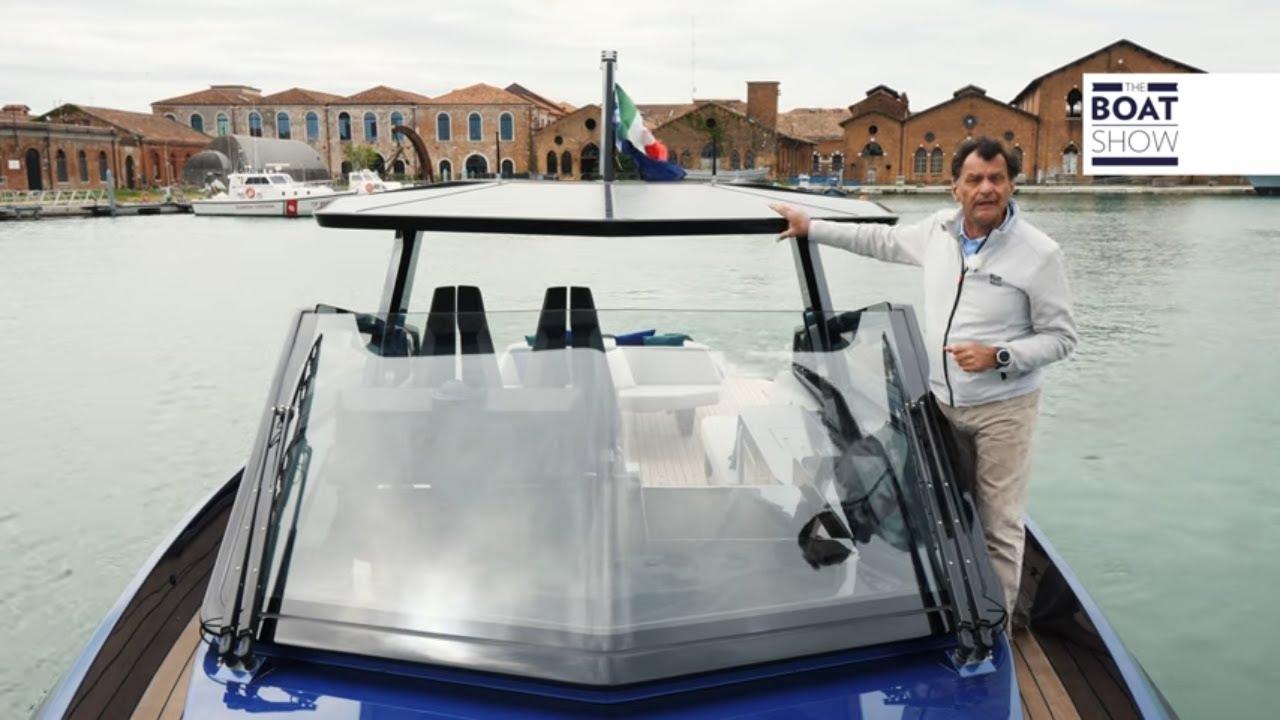 ⁣[ENG] wallytender43X - Walk Through Runabout Motor Yacht - The Boat Show