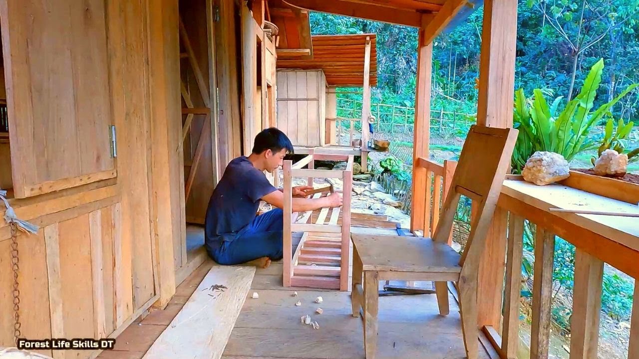 Making Kitchen 280 working days to complete the house