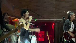 La Cúpula Rock Bar (Eliana) - Salvation (The Cranberries)