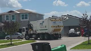 Garbage truck turned  Left  screenshot 5