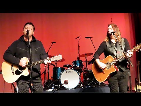 Alan Doyle & The Beautiful Beautiful Band w. Special Guest Russell Crowe,  Bay Shore, Long Island