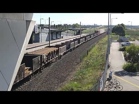 Australian Locomotives - Pacific National - 4PM4