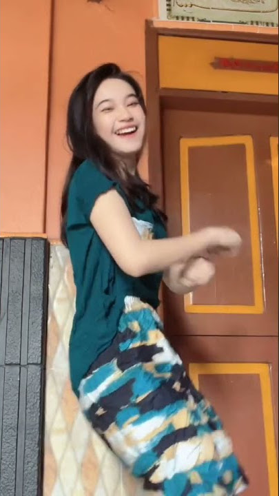 TIK TOK VIRAL !! UDAH CANTIK JAGO GOYANG LAGI #shorts