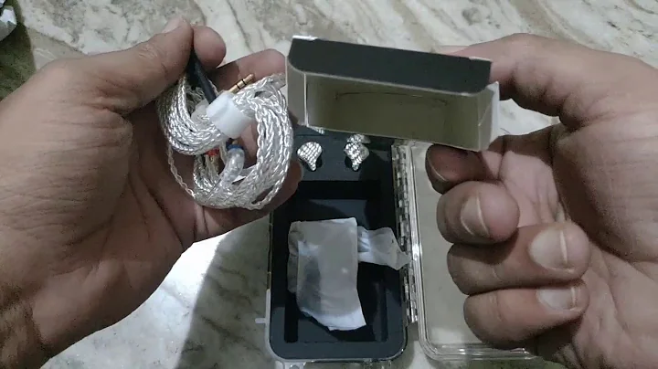 Unboxing the Audiosense AQ3.