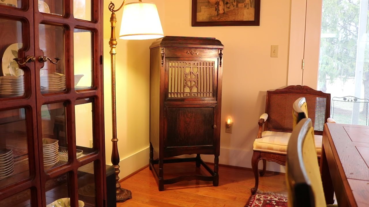 Say It Again, But I Don't Believe it- Johnny Ryan  - Edison Jacobean Phonograph.