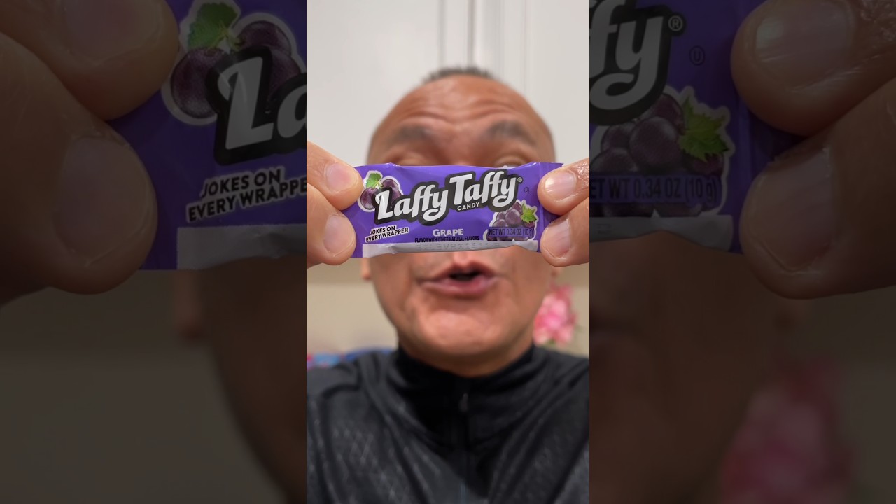 👂 ASMR LAFFY TAFFY CHEWY FRUIT CANDY GRAPE FLAVOR AND EATING SOUNDS 👂 