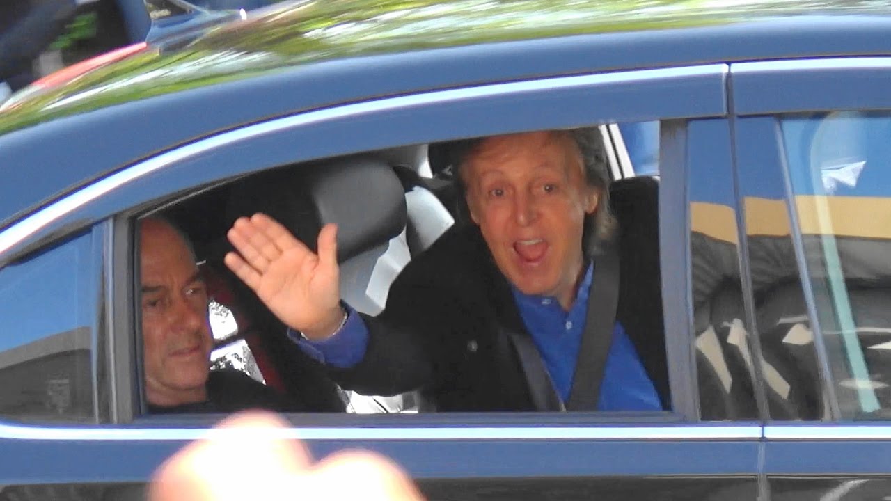 4k ポール マッカートニー 武道館公演入出ドキュメント Paul Mccartney 17 4 25 日本武道館前 Nippon Budokan Youtube
