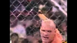 WWE Raw (2004) - Randy Orton vs Kane (Steel Cage Match) - Part 2