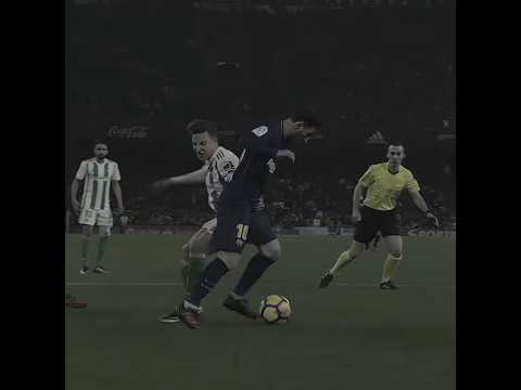 انا الذي نظر الاعمى الى قدمي     