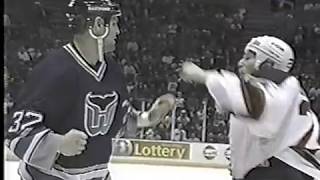 Lyle Odelein vs Stu Grimson