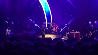 Foo Fighters - Breakdown Tribute to Tom Petty (Cincinnati 10/20/17)