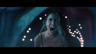 How It Feels When Someone Screams In Your Ear