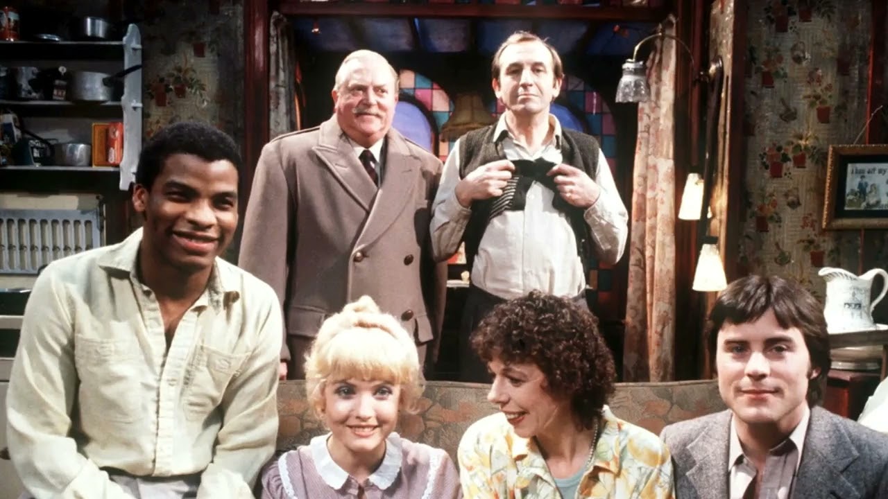 Sitcom Showdown Podcast #92 Eric Chappell Spotlight & Fiddlers Three "The Dark Horse"