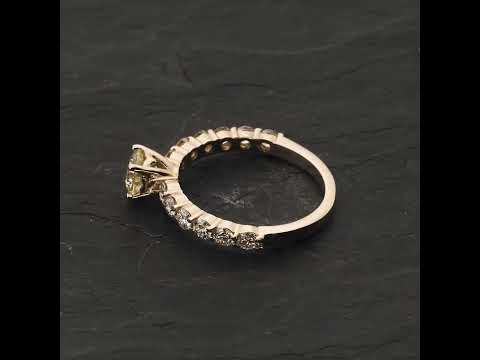 Video: Auksinis žiedas su Briliantais "Two Hearts 30"