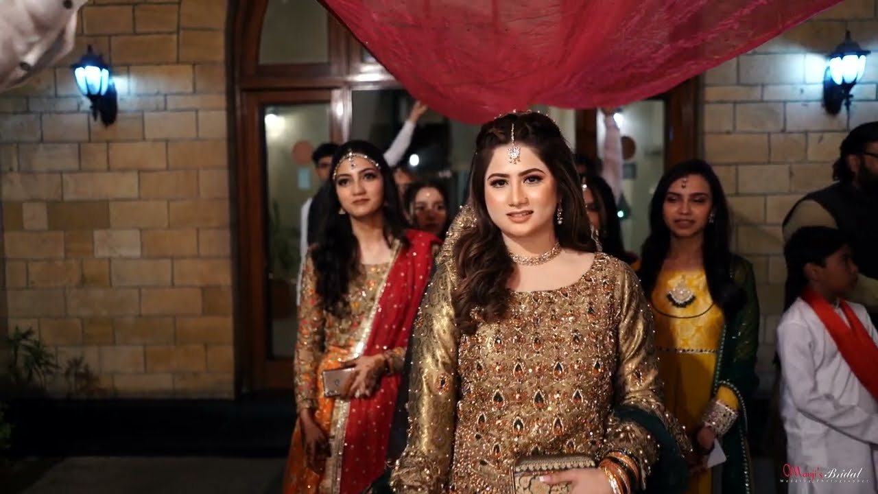 Mehndi Highlights by Manjis Bridal Photographers