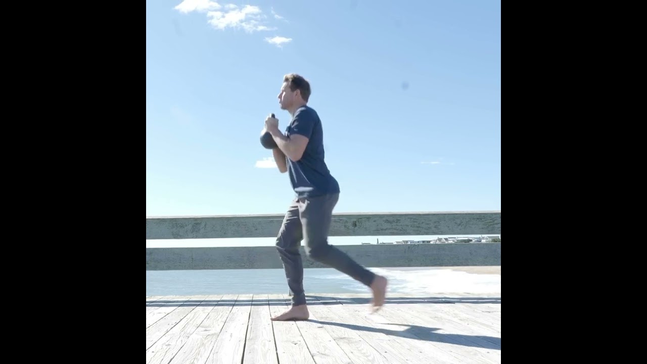 Kettlebell Reverse Lunge