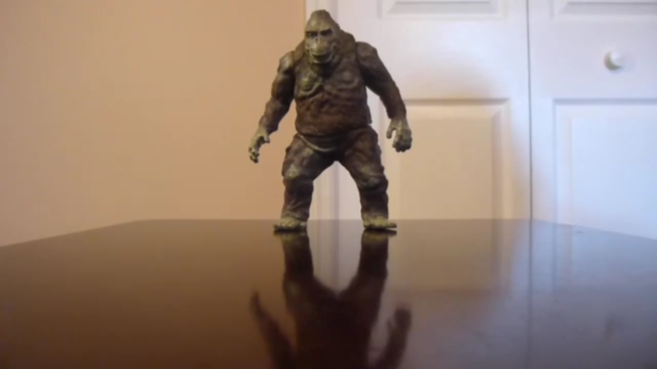 Raymundo 1967 King Kong Figure Review - YouTube