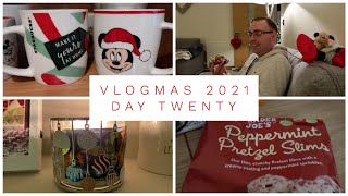 VLOGMAS 2021 - DAY 20 - FESTIVE AT HOME