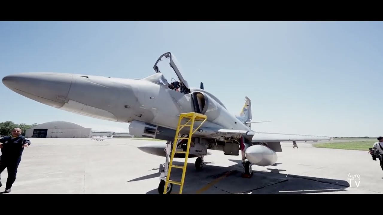 25° Aniversario aviones A-4AR Fightinghawk | AeroTv