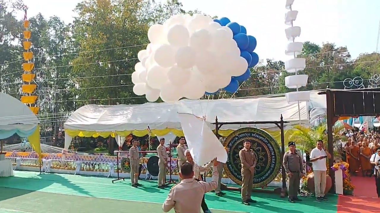 เริ่มงานปิดทองวัดกุงราษฎร์บำรุง