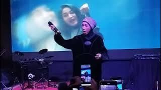 BERTEMU KEMBALI  MELLY GOESLAW FEAT NIKE ARDILLA