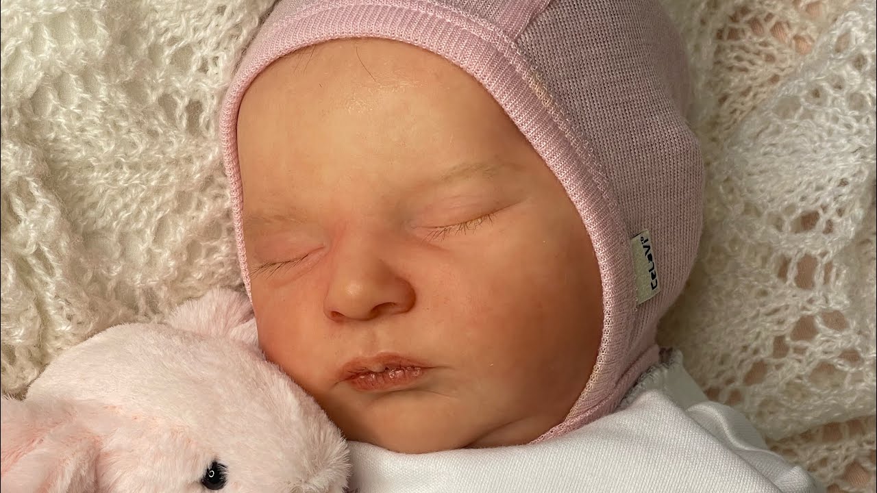 It’s Bunny theme time with @SuzannesBabies showing my Bridie, the Laura