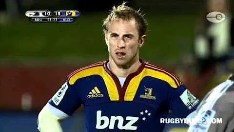 Jimmy Cowan scons Jamie Mackintosh on the back of ...