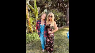 Jessica Simpson shows off her VERY trim waist amid 100lb weight loss`