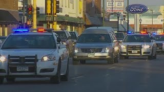 Aitkin Community Overcome By Emotion After Investigator's Death