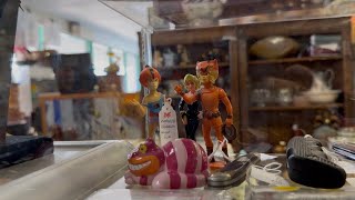 On the HUNT at the Las Vegas Antique Mall of America!