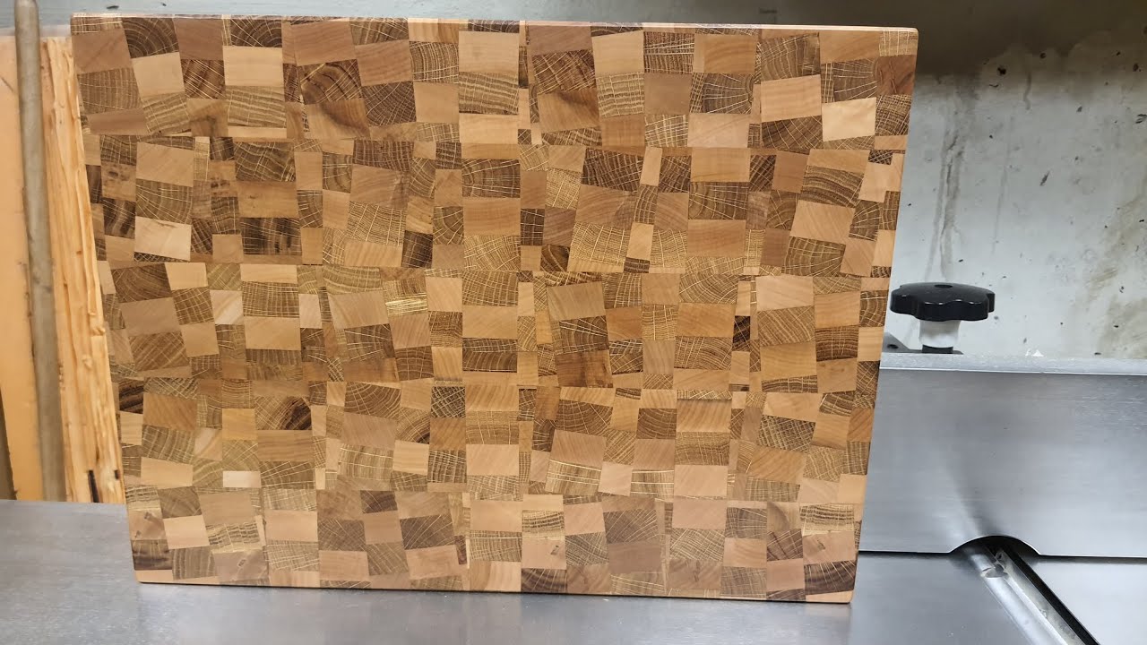 Торцевая разделочная доска с хаотичным рисунком. - YouTube